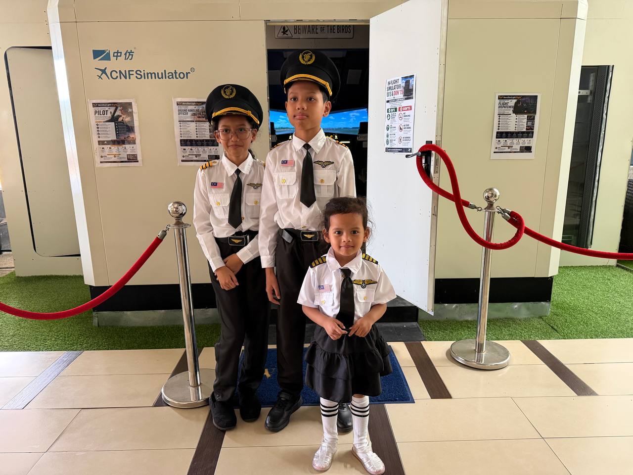 UniCAM Aviation Students